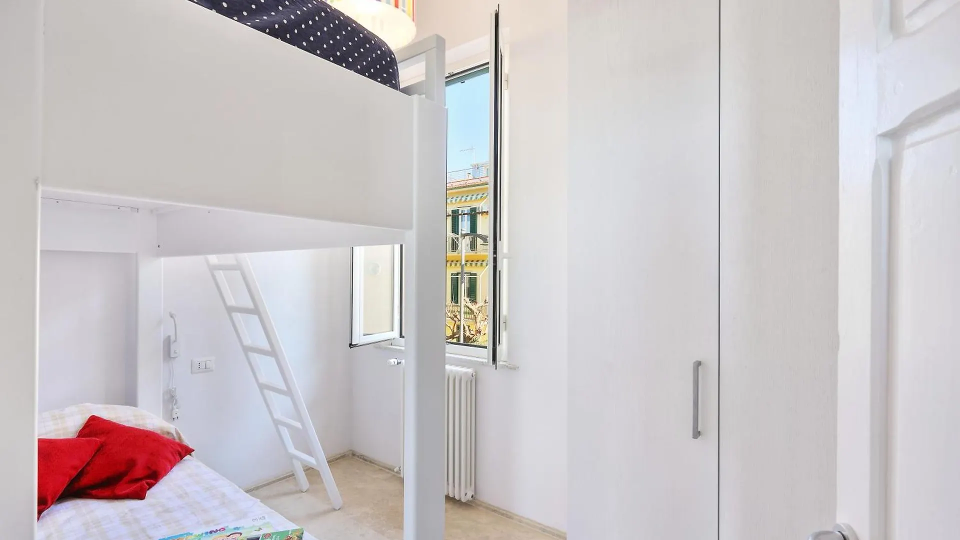 Appartamento Fronte Mare Con Terrazza Panoramica San Vincenzo
